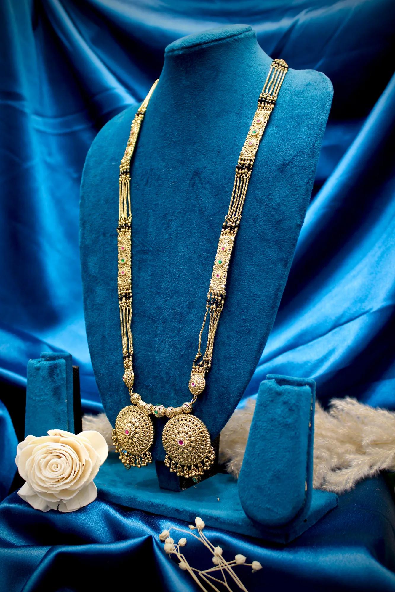 Royal Antique Gold Circular Twin Pendant Designer Black Bead Mangalsutra — Image 3