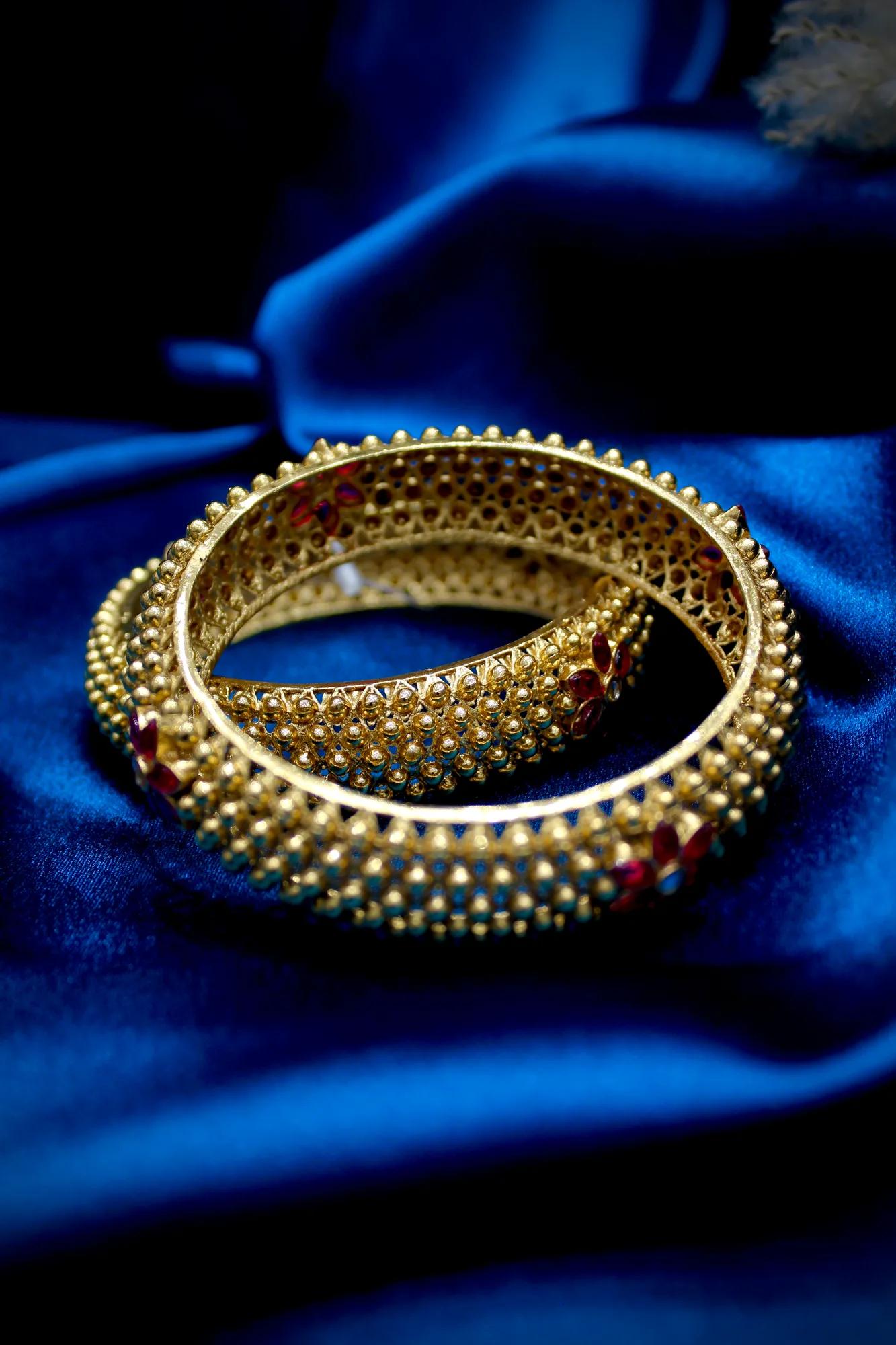 Antique Floral Mesh Ruby Stone Bangles Set — Image 3