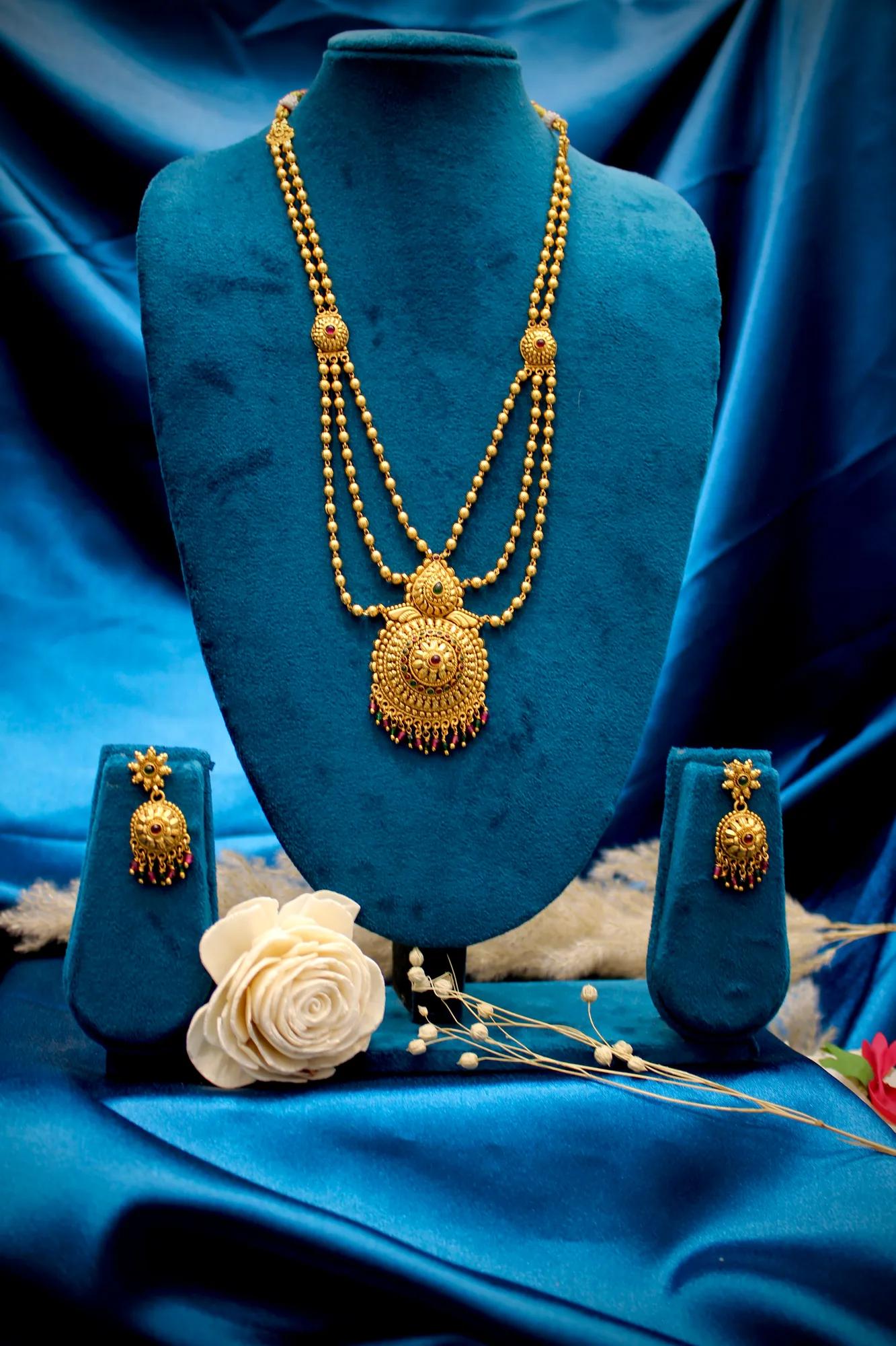 Royal Antique Layered Temple Pendant Necklace Set