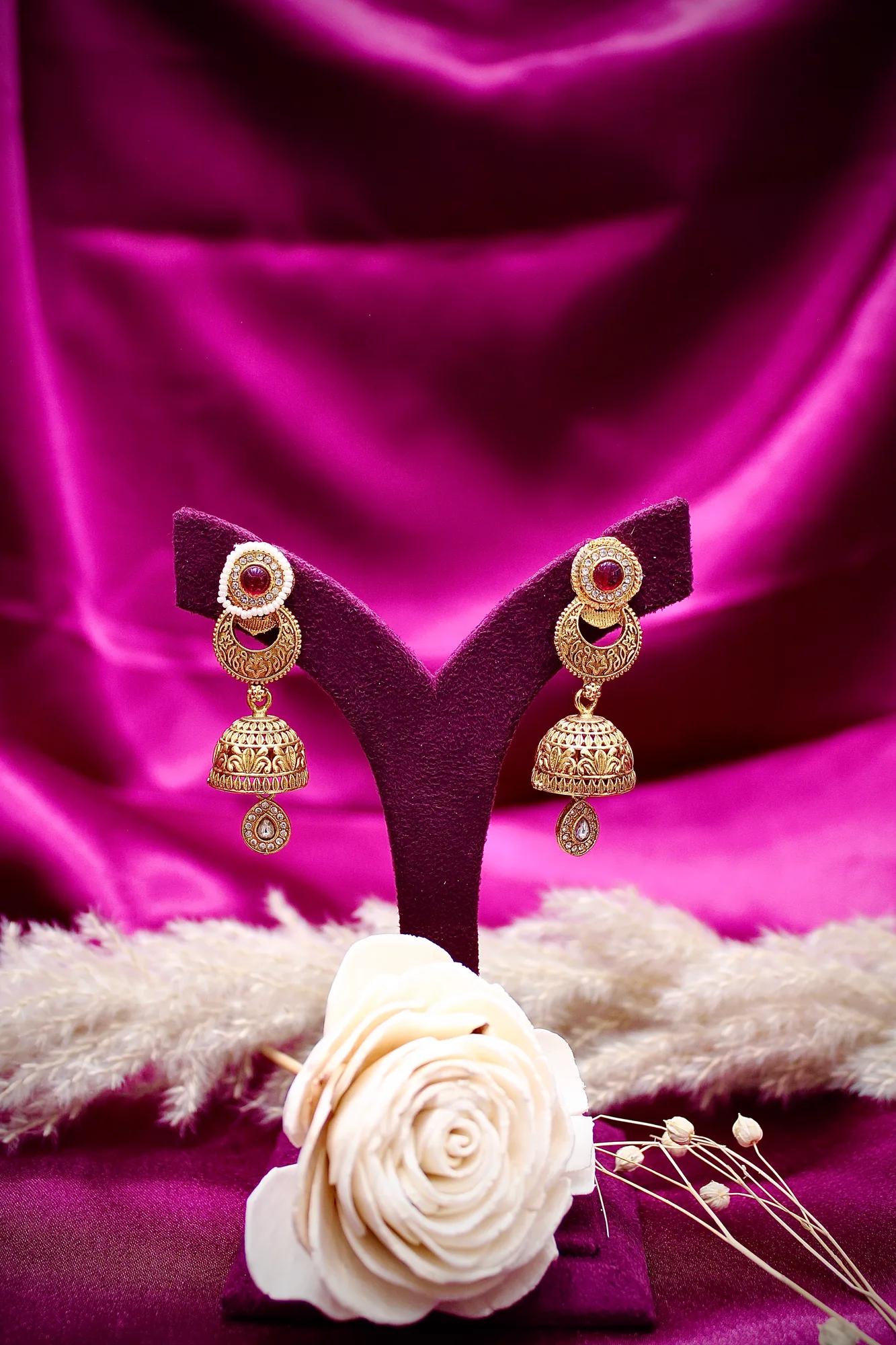 Royal Multi-Layer Pearl Haar Necklace Set — Image 5