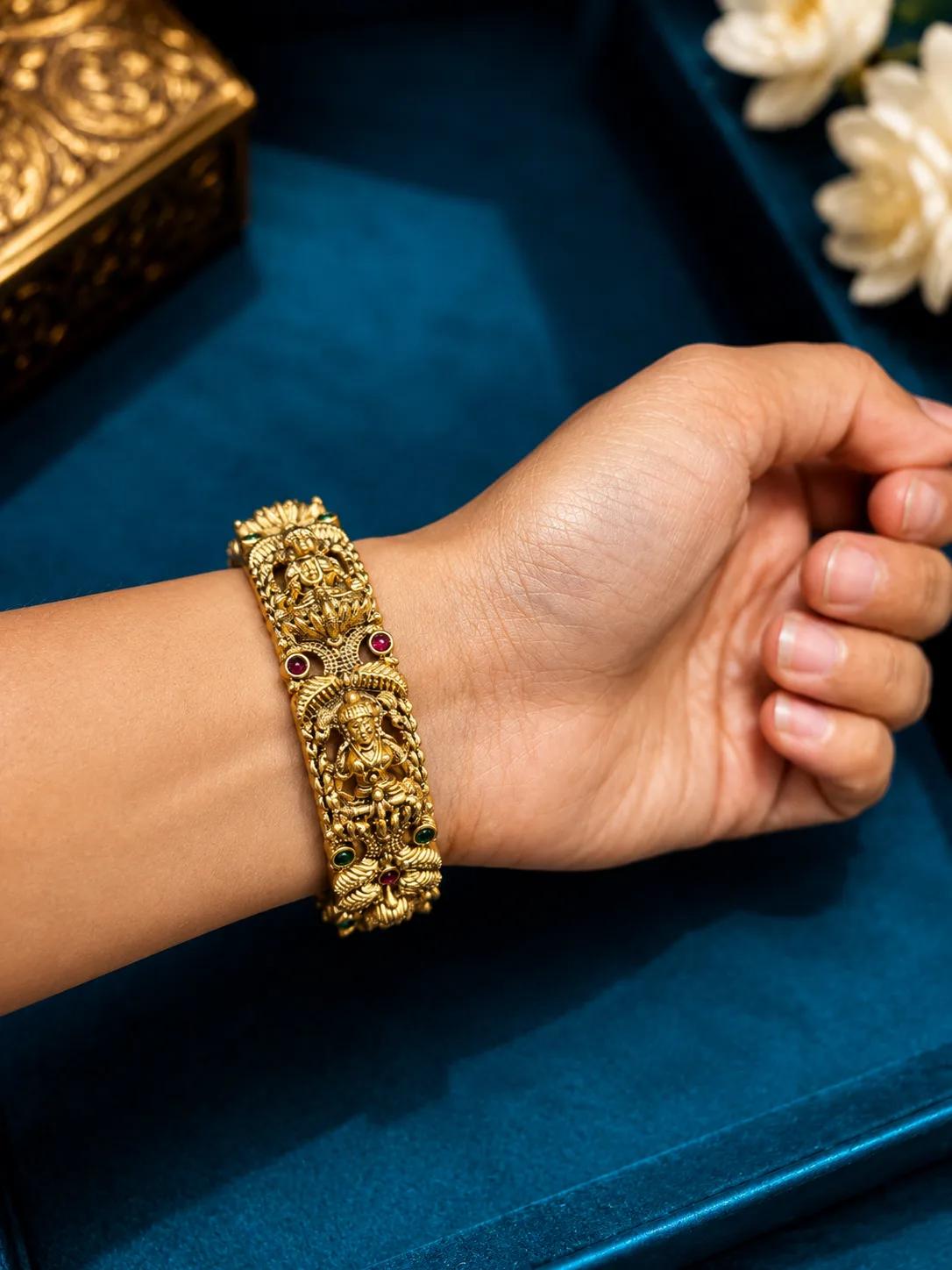 Lakshmi Temple Design Antique Gold Bangles — Image 2