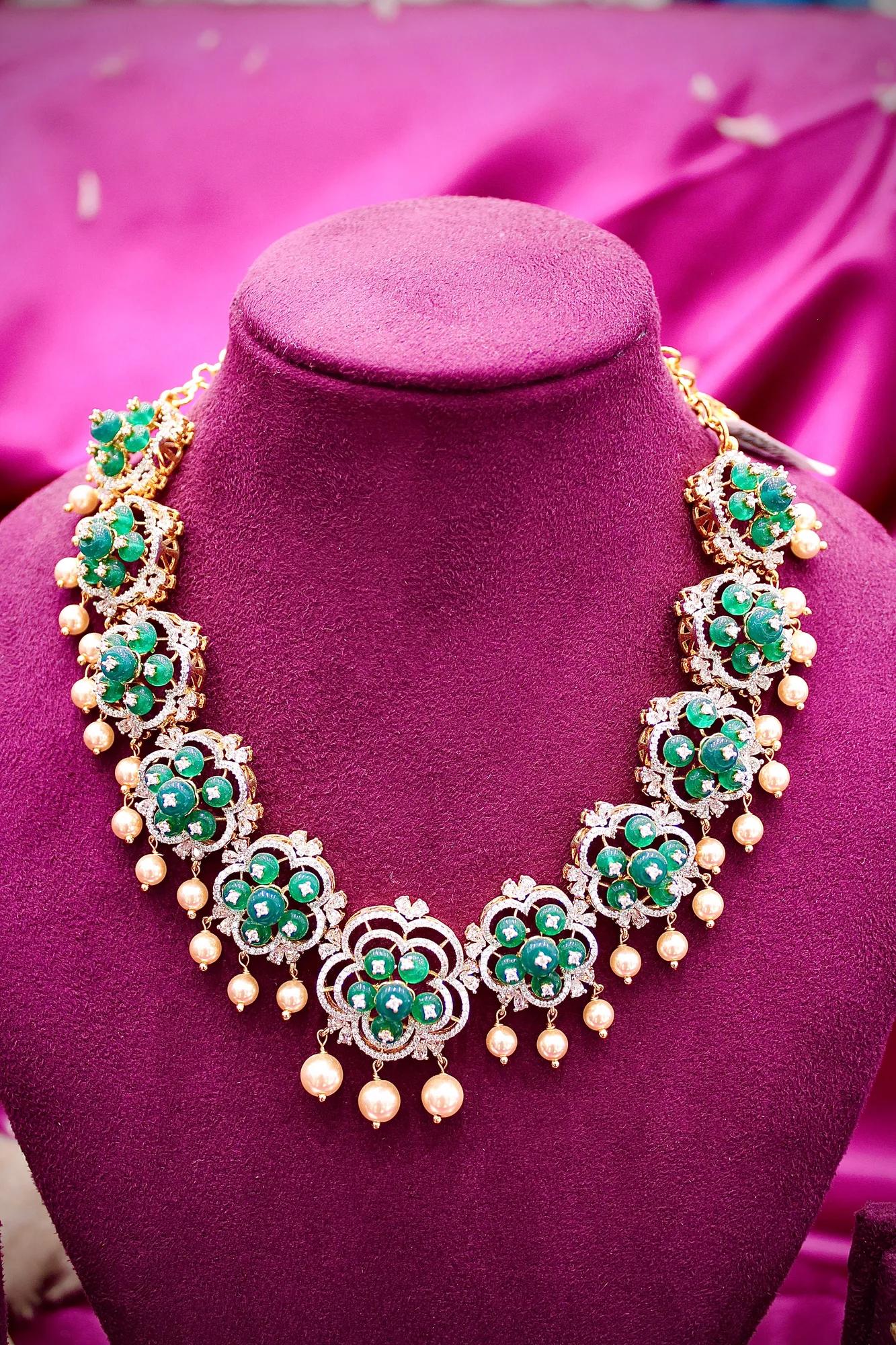 Emerald Floral Pearl Drop Necklace Set