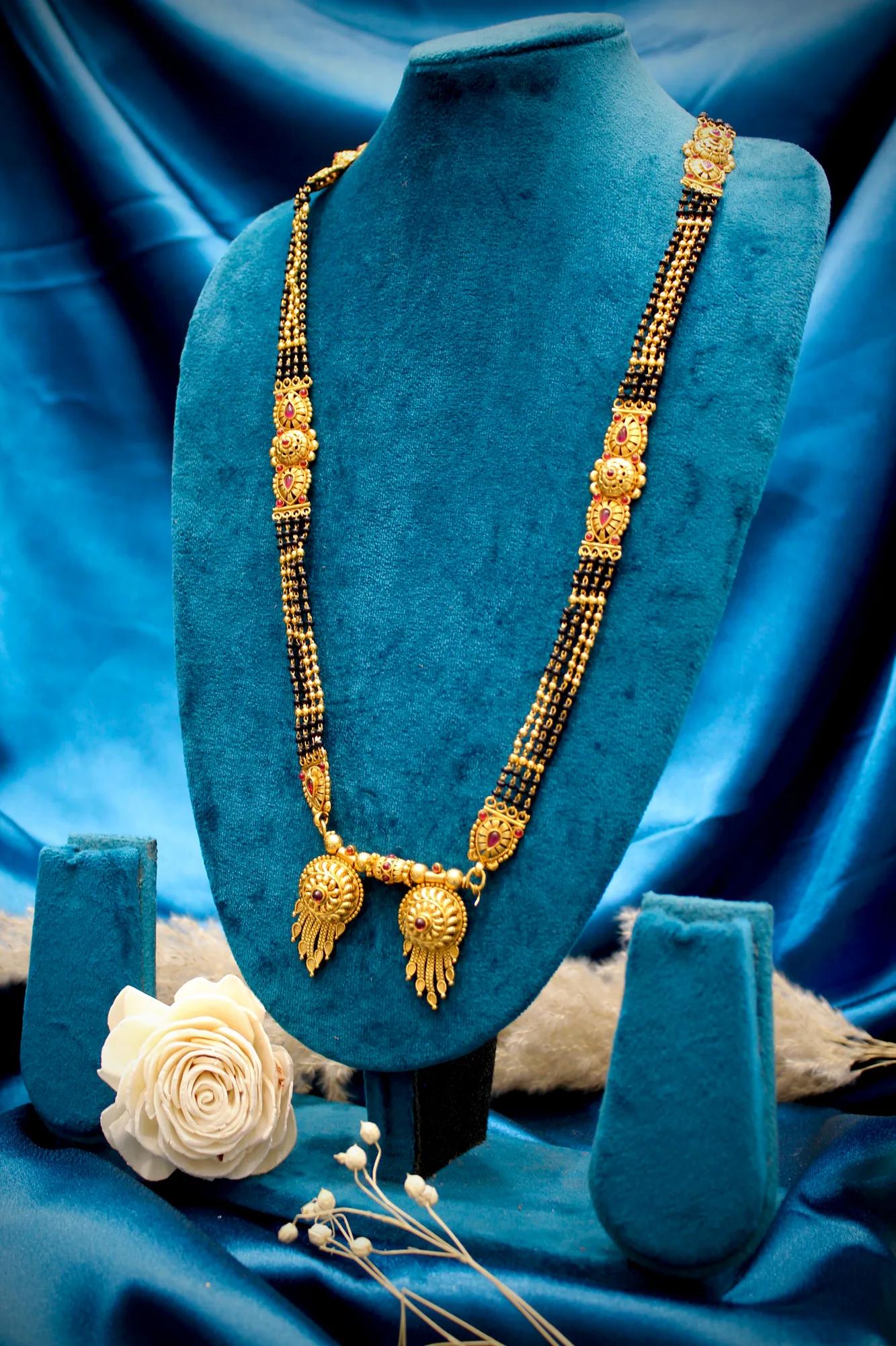 Royal Antique Gold Coin Motif Twin Pendant Black Bead Mangalsutra
