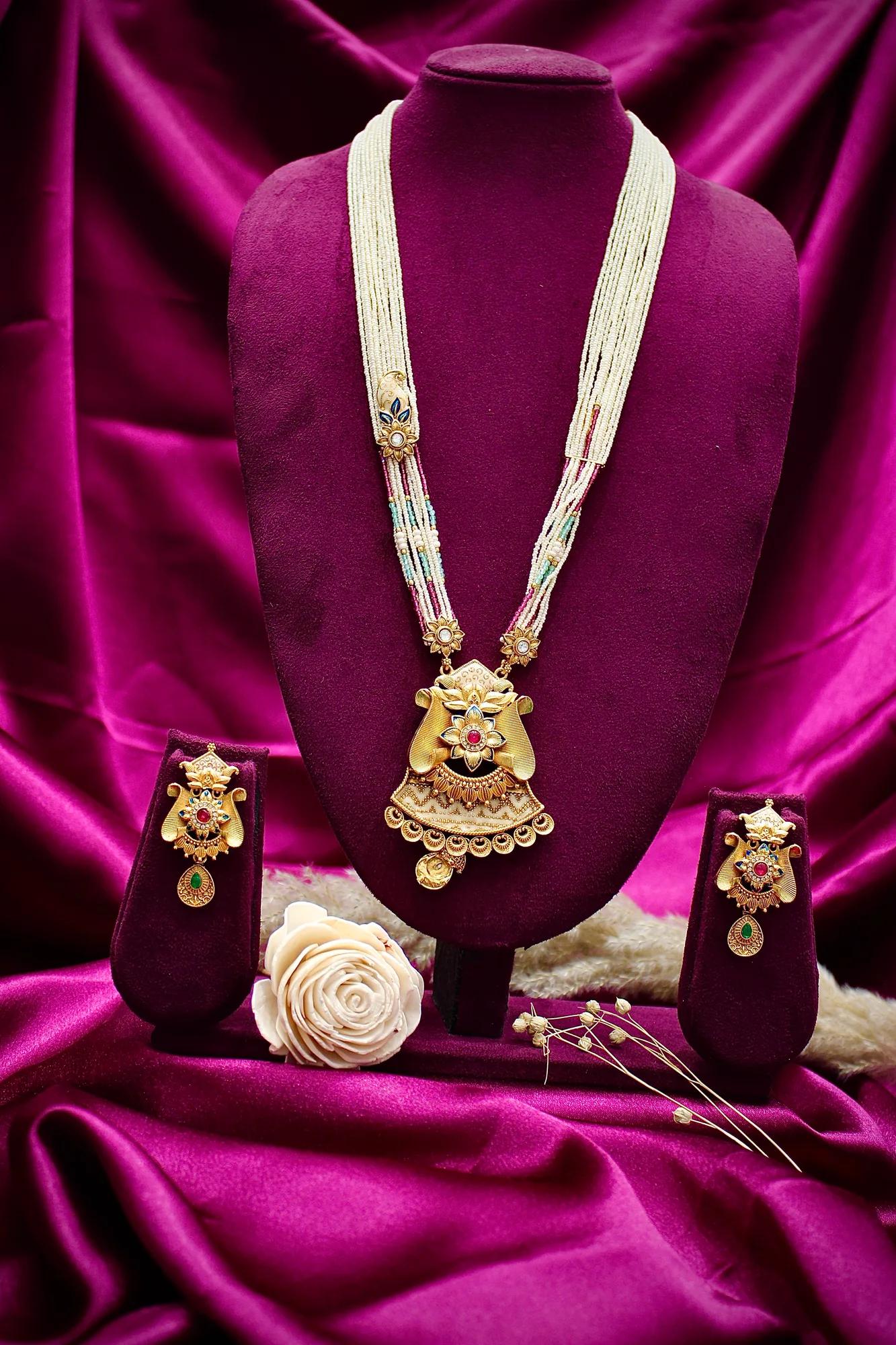Royal Pearl Strand Temple Pendant Necklace Set