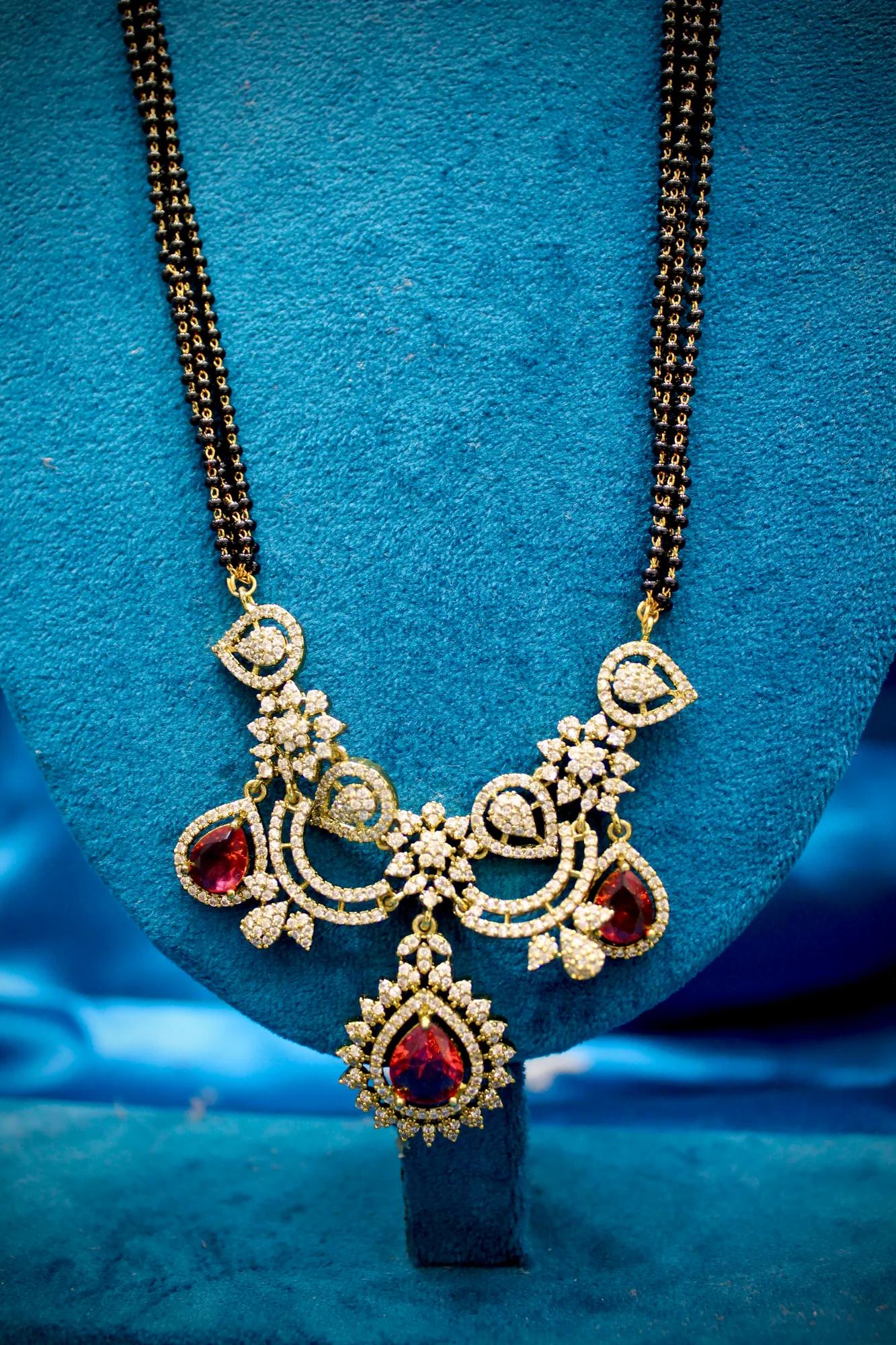 Victorian Ruby Teardrop Mangalsutra Set