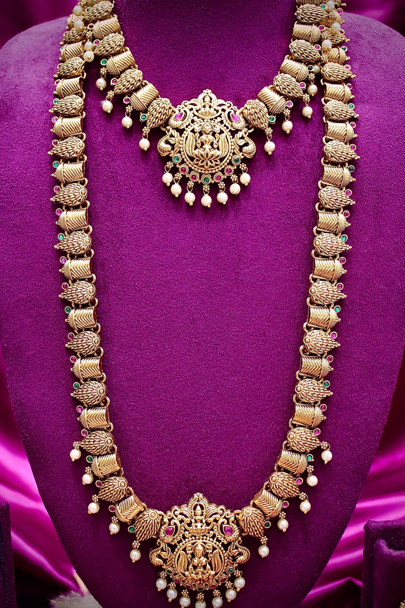 Premium Matte Finish Temple Necklace Set