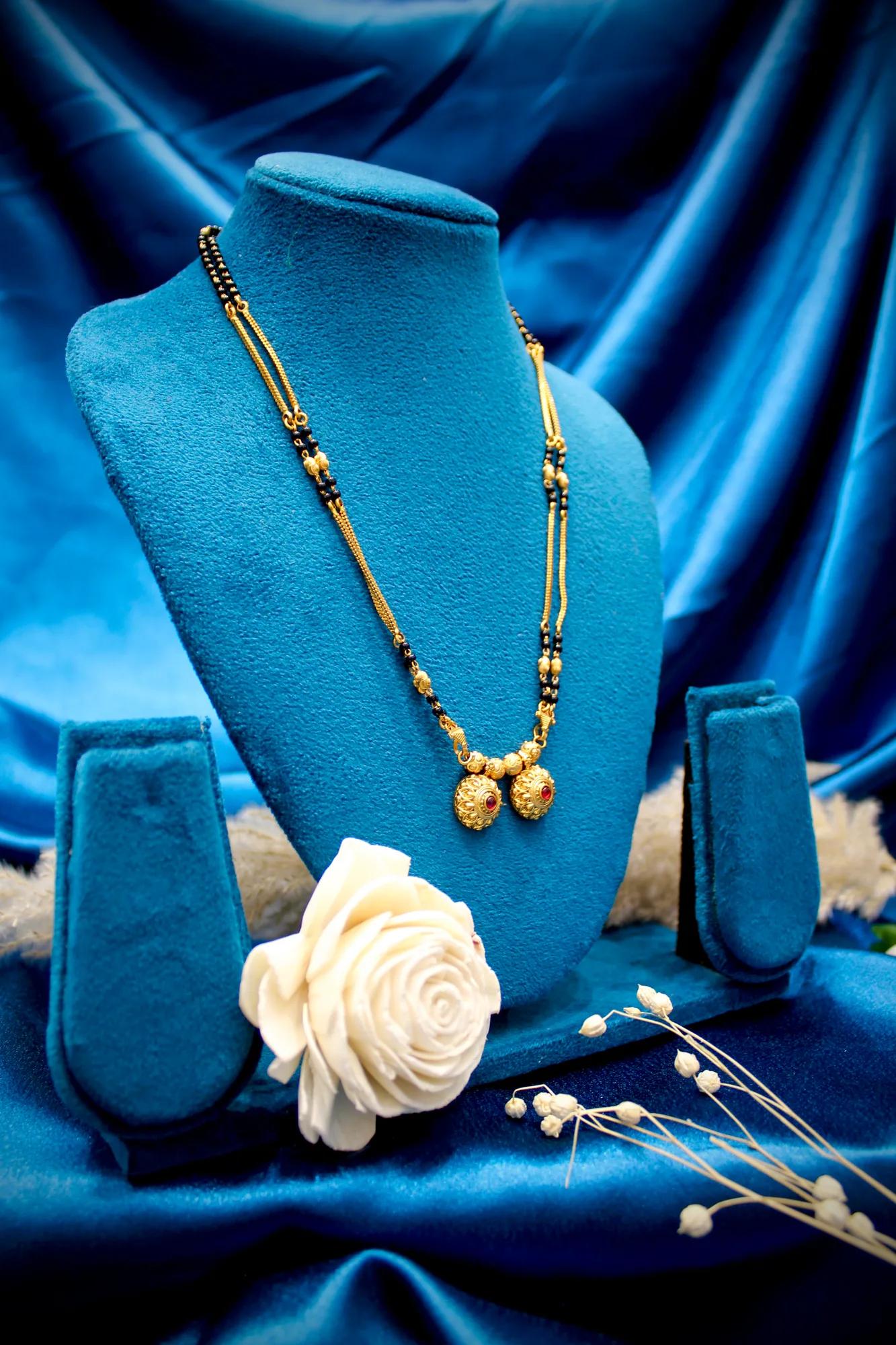 Elegant Antique Gold Floral Twin Pendant Black Bead Mangalsutra