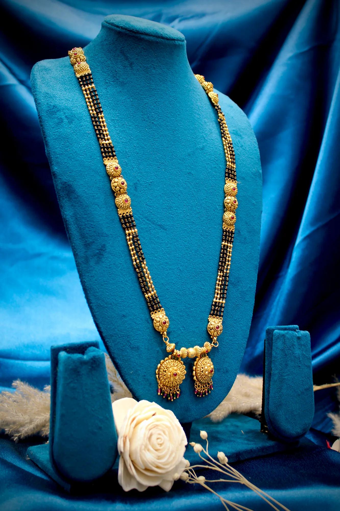 Royal Antique Gold Floral Twin Pendant Black Bead Mangalsutra