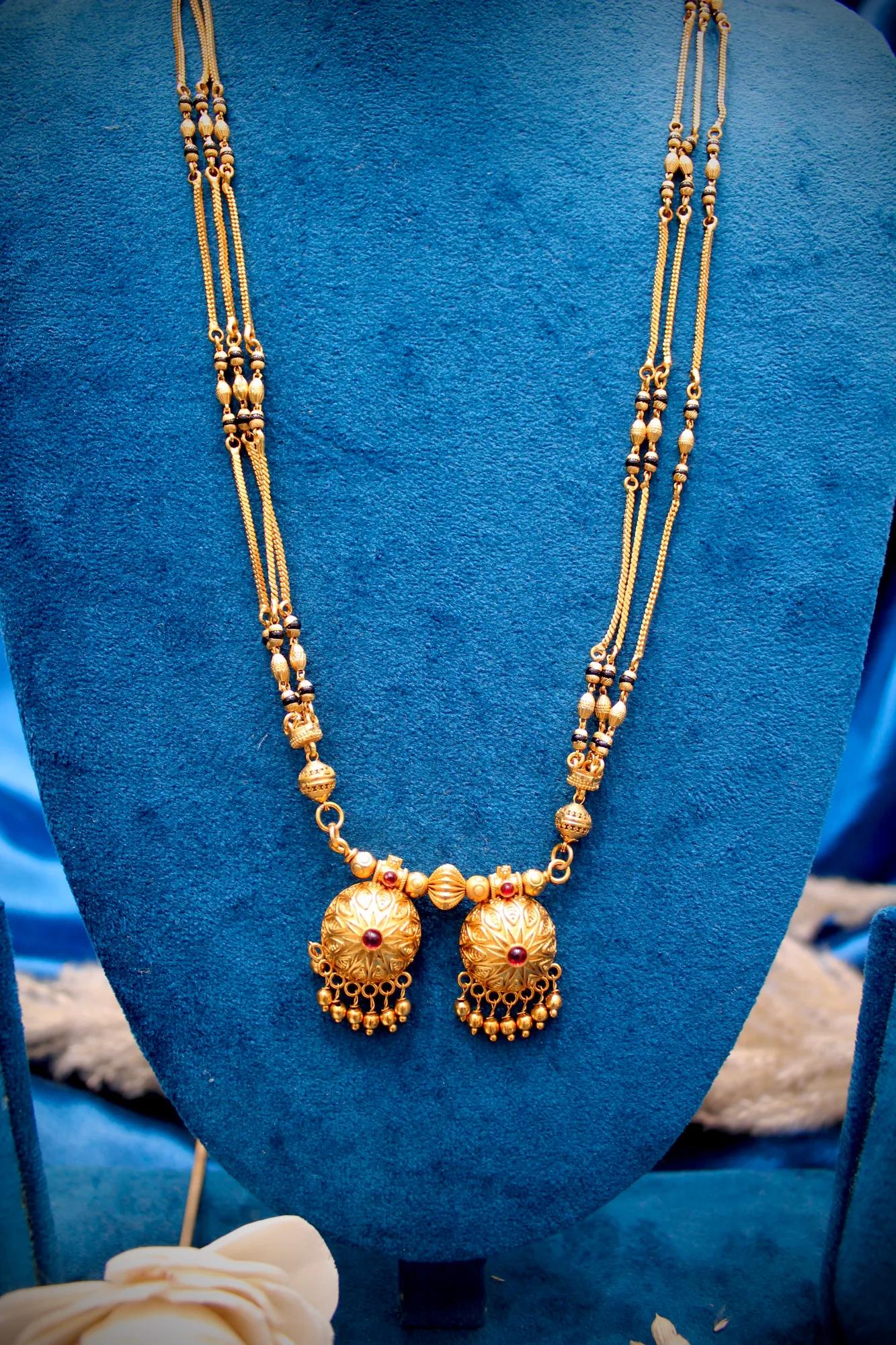 Traditional Antique Gold Dual Disc Mangalsutra