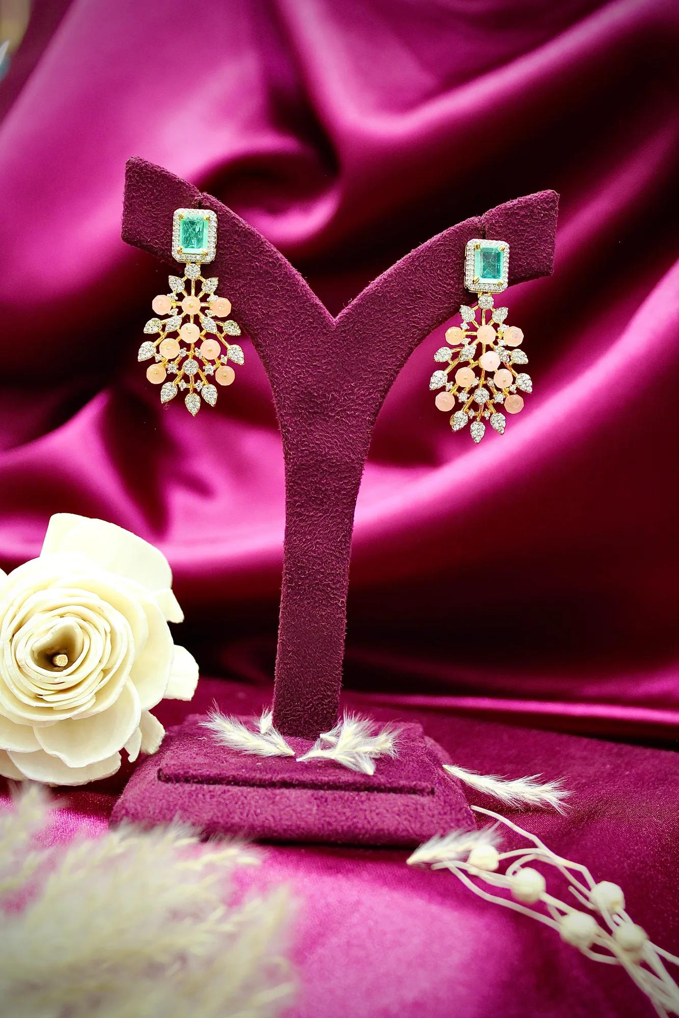 Elegant Emerald Center Floral American Diamond Necklace Set