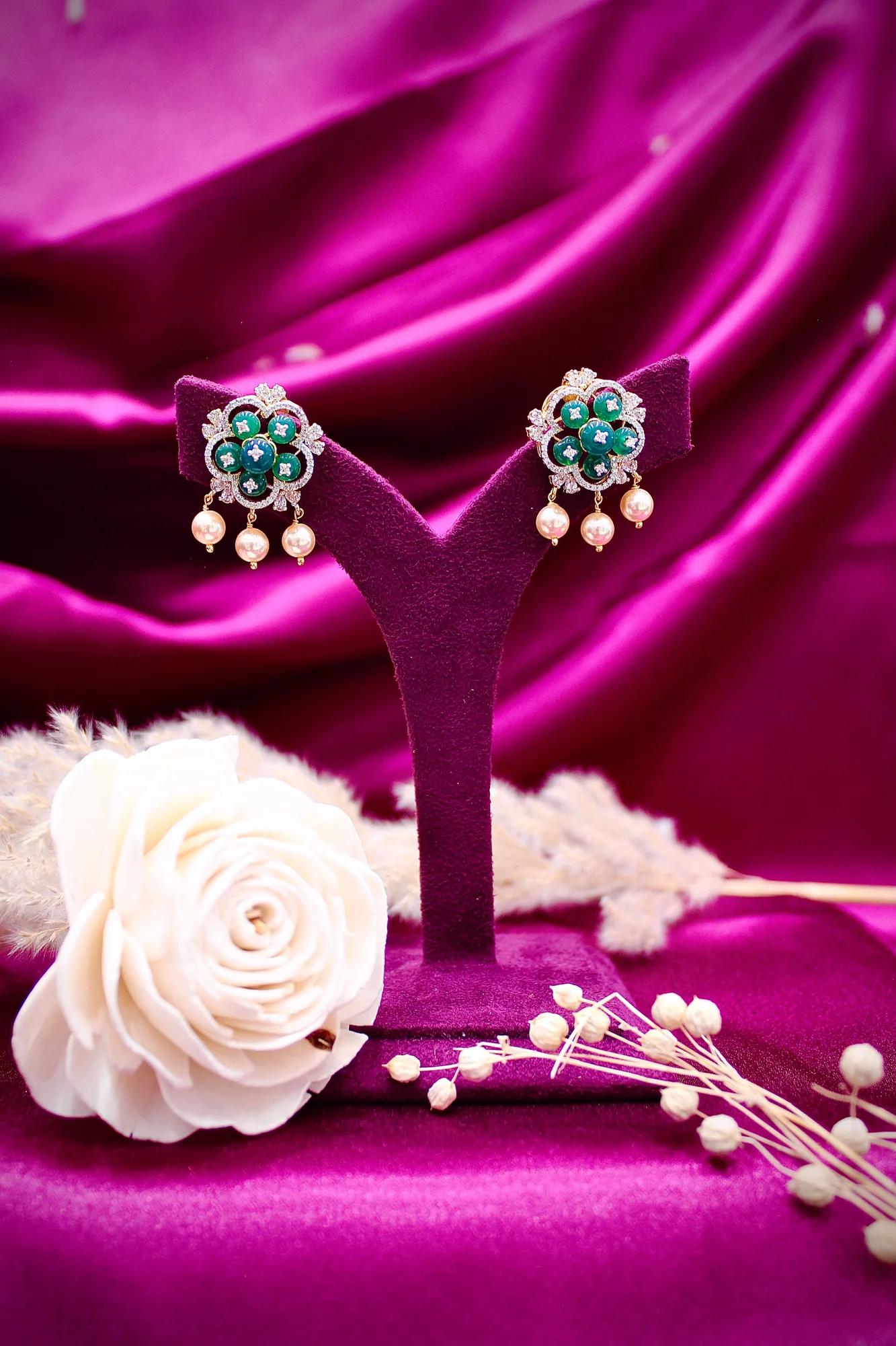 Emerald Floral Pearl Drop Necklace Set