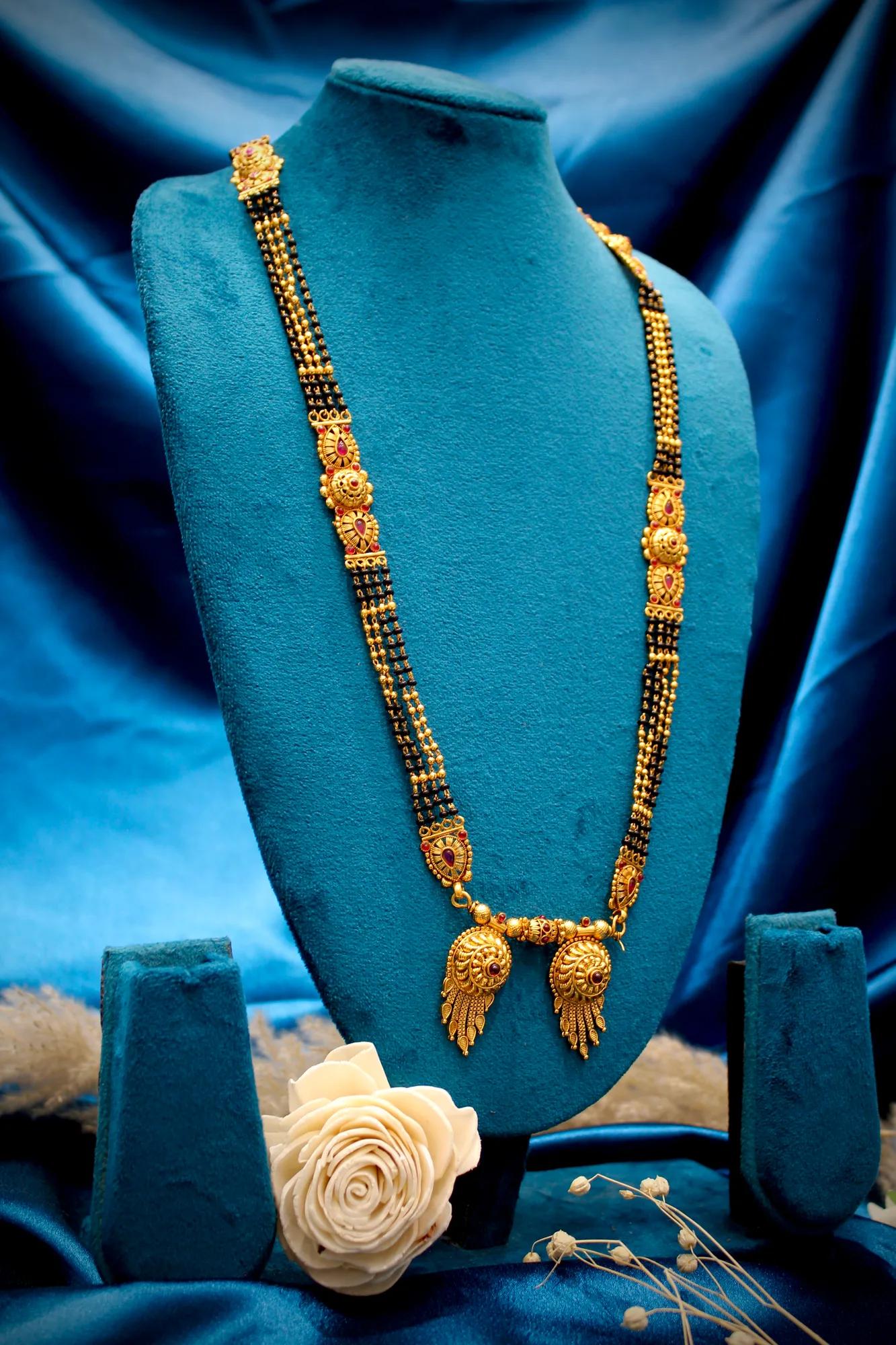 Royal Antique Gold Coin Motif Twin Pendant Black Bead Mangalsutra
