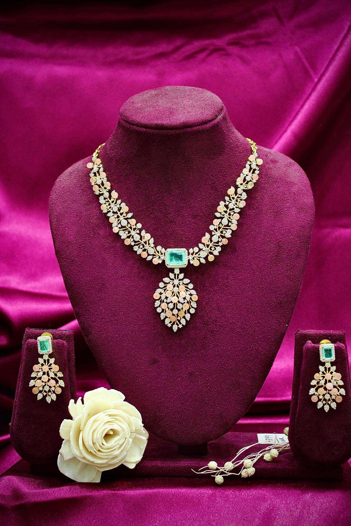 Elegant Emerald Center Floral American Diamond Necklace Set