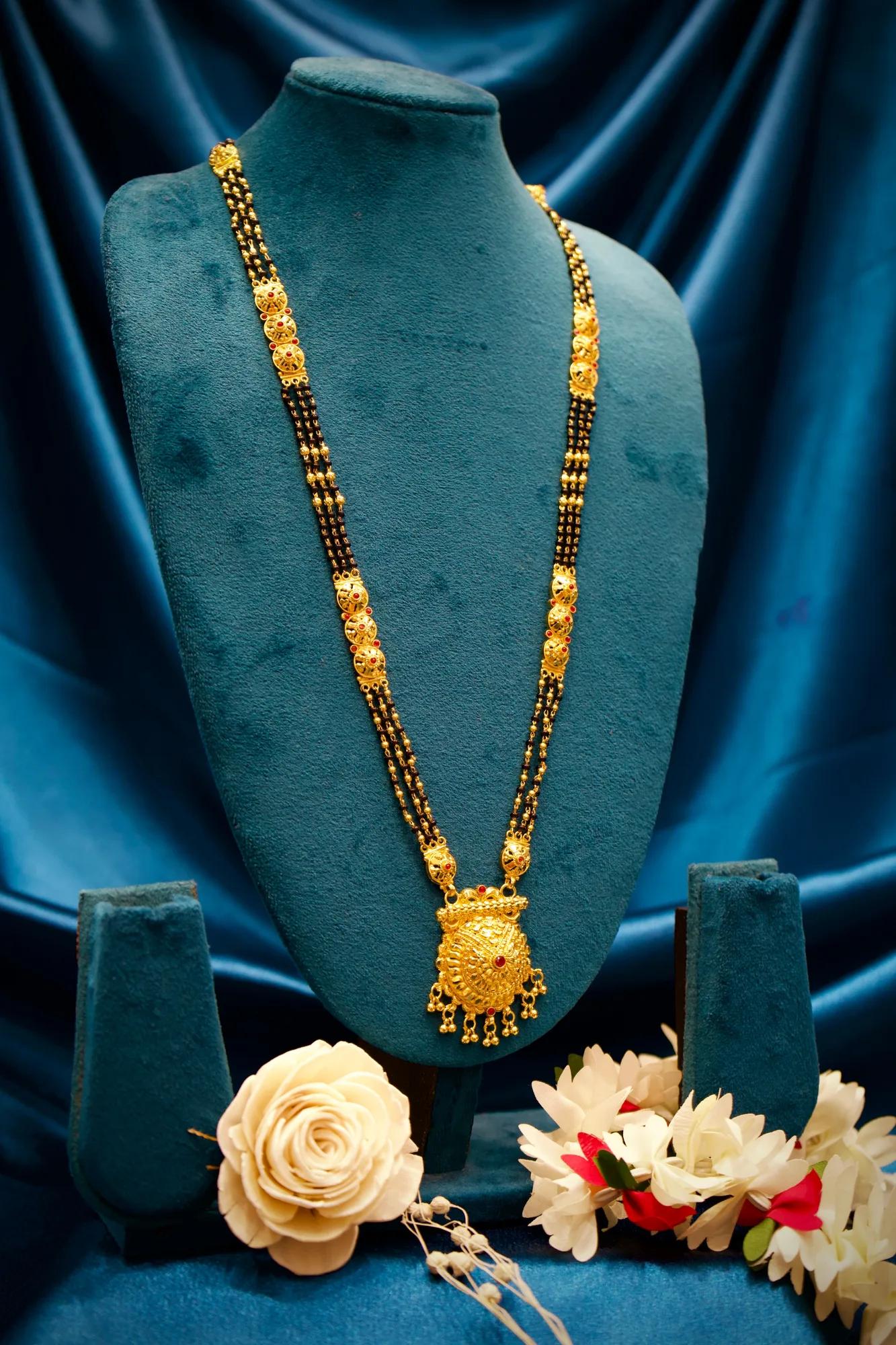 Traditional Black Bead Floral Pendant Mangalsutra