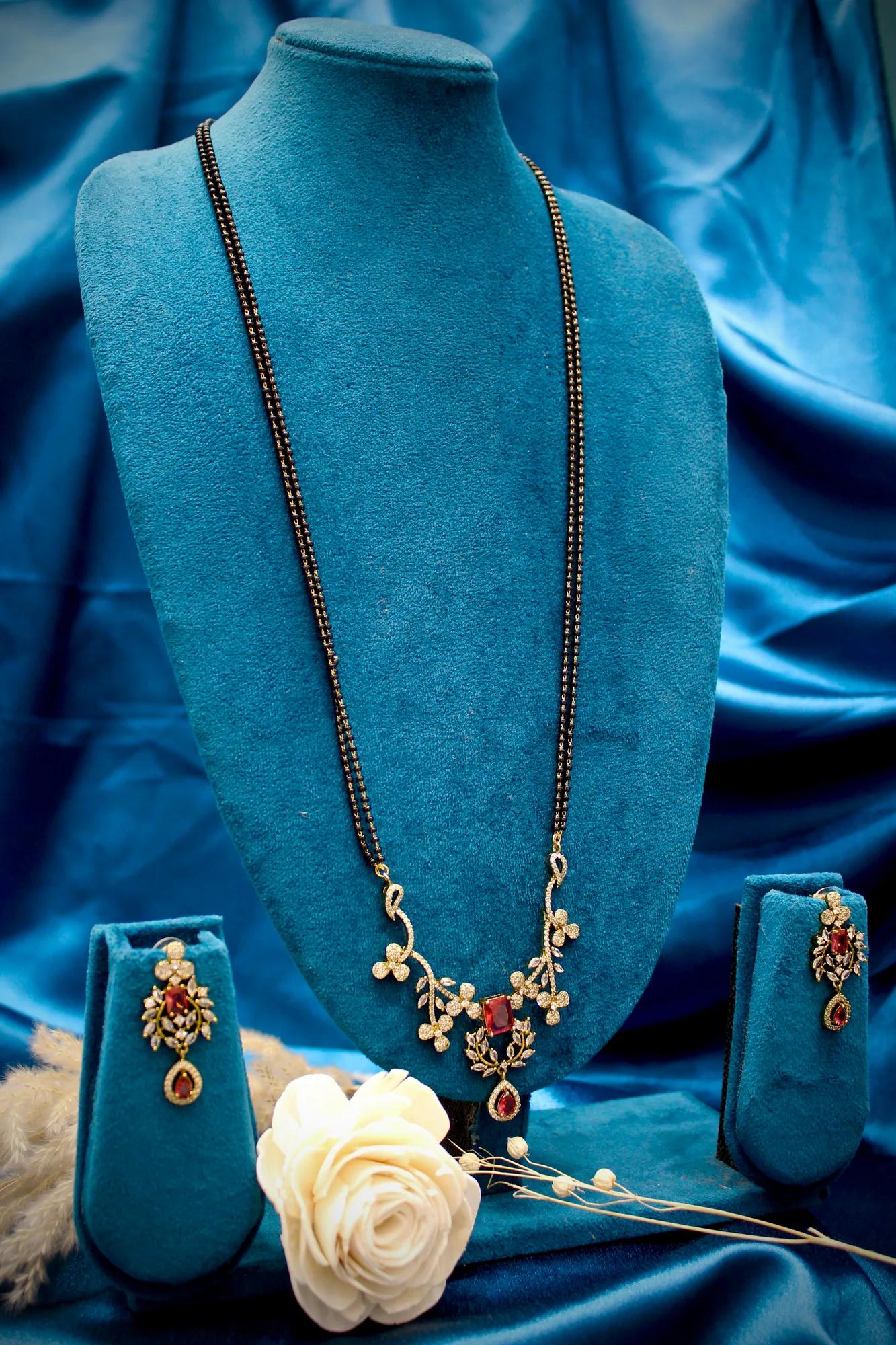 Victorian Floral Ruby Mangalsutra Set