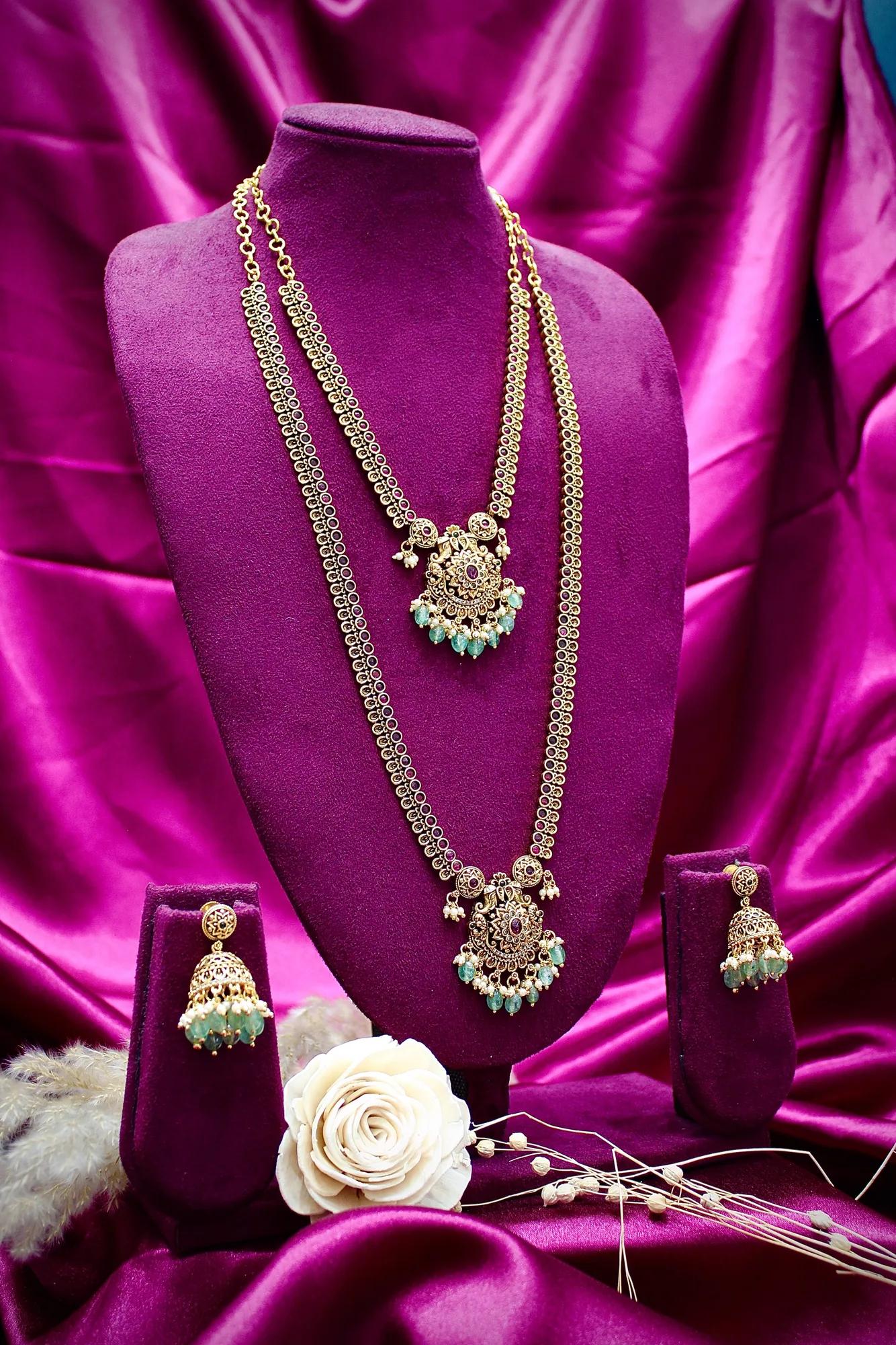 Dual Layer Antique Emerald Pendant Haram Set