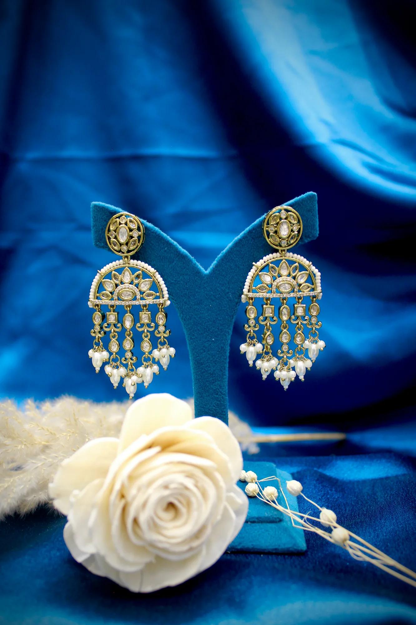 Victorian Kundan Pearl Mangalsutra Set
